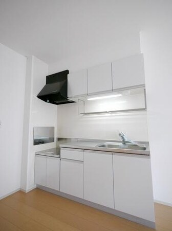 ピオニー サワグチの物件内観写真